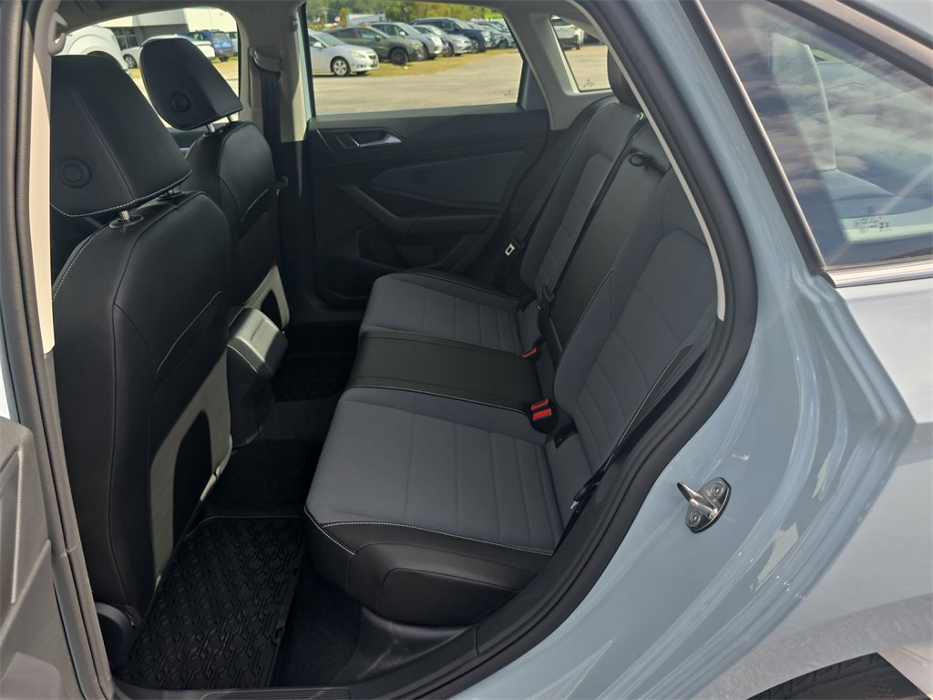 New 2026 Volkswagen Jetta SE image 23