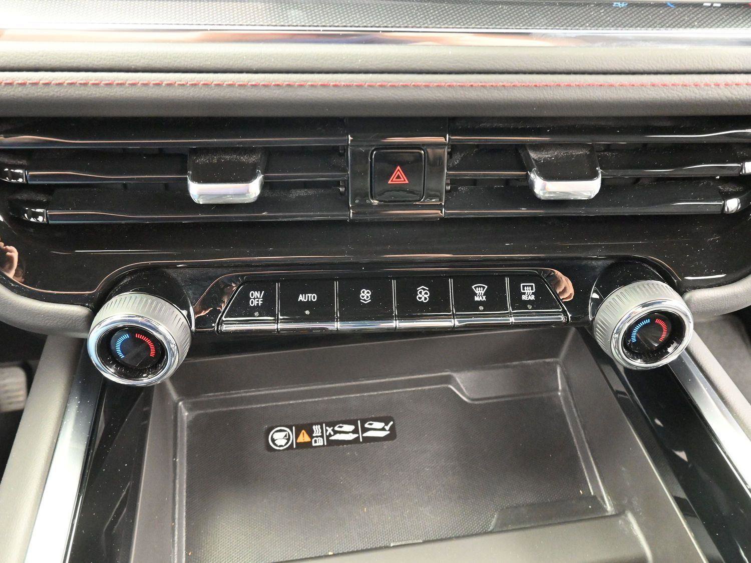 Used 2025 Chevrolet Tahoe RST w/ Advanced Technology Package image 27