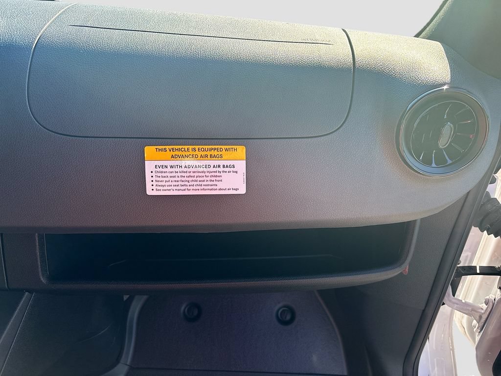 New 2025 Mercedes-Benz eSprinter 170 Cargo image 22
