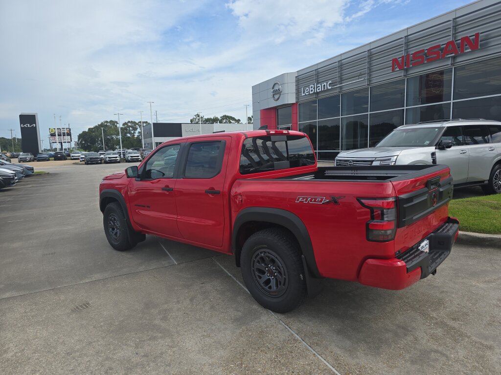 New 2027 Nissan Frontier Pro-X RWD image 4