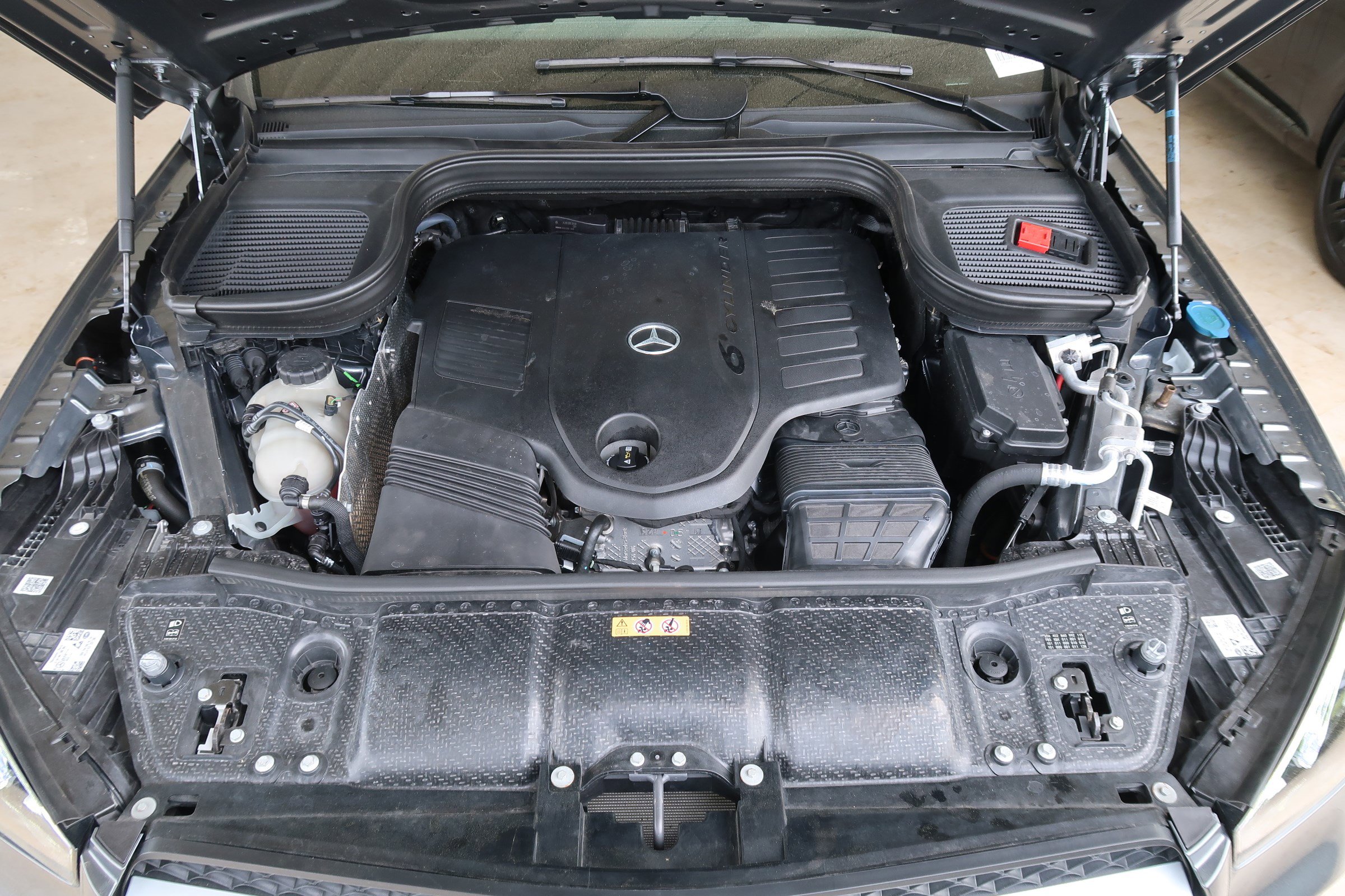 Used 2020 Mercedes-Benz GLE 450 4MATIC image 46