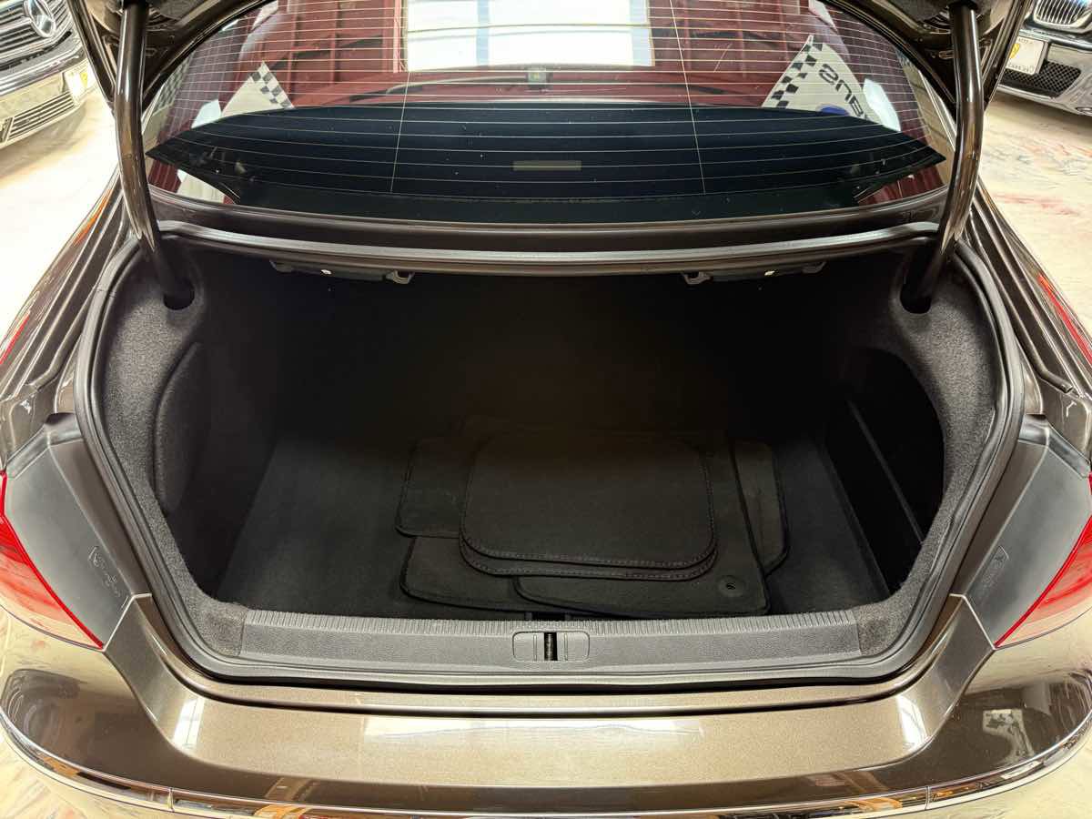 Used 2014 Volkswagen CC Sport FWD image 30