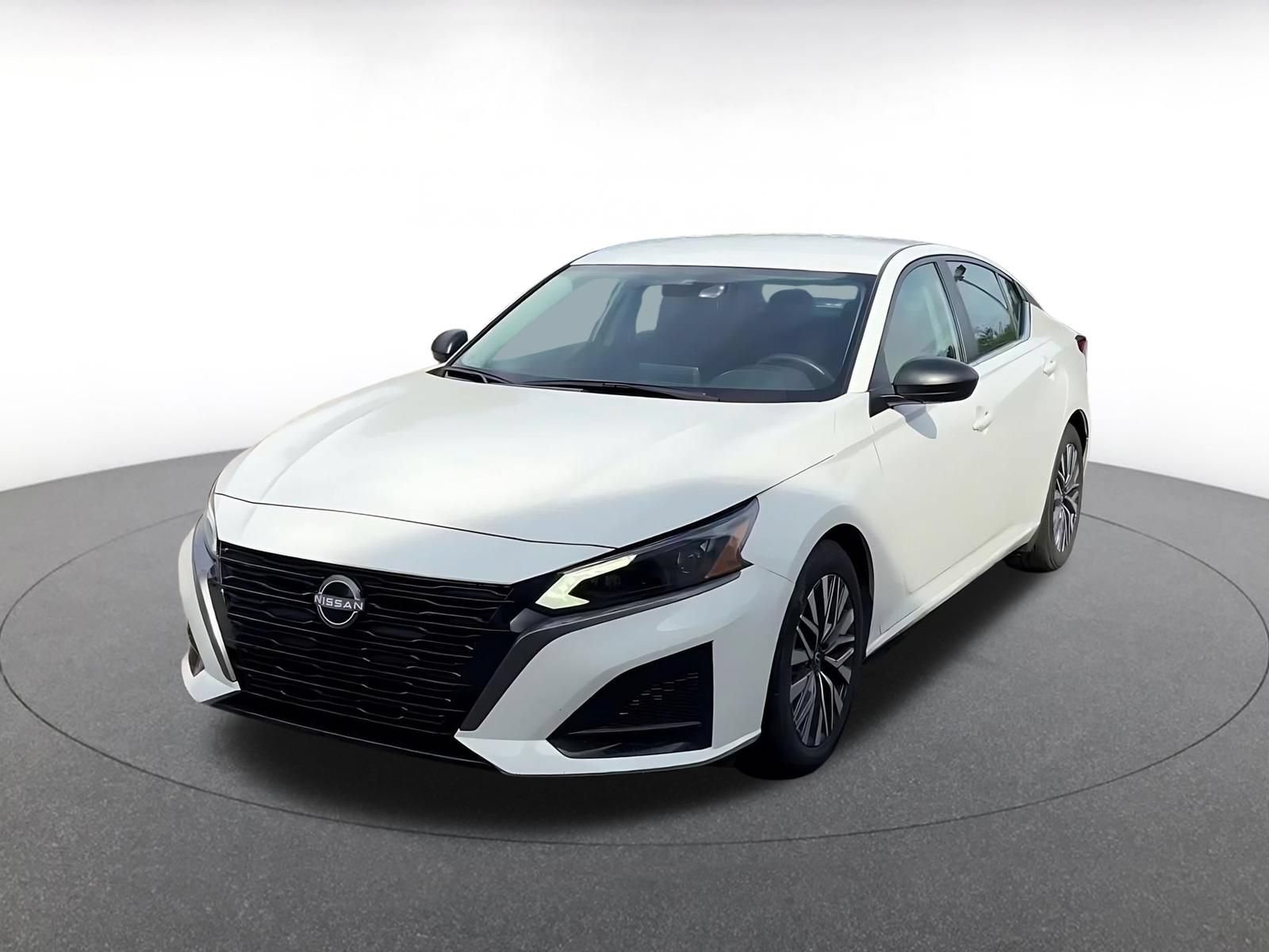 Used 2026 Nissan Altima 2.5 SV FWD image 4