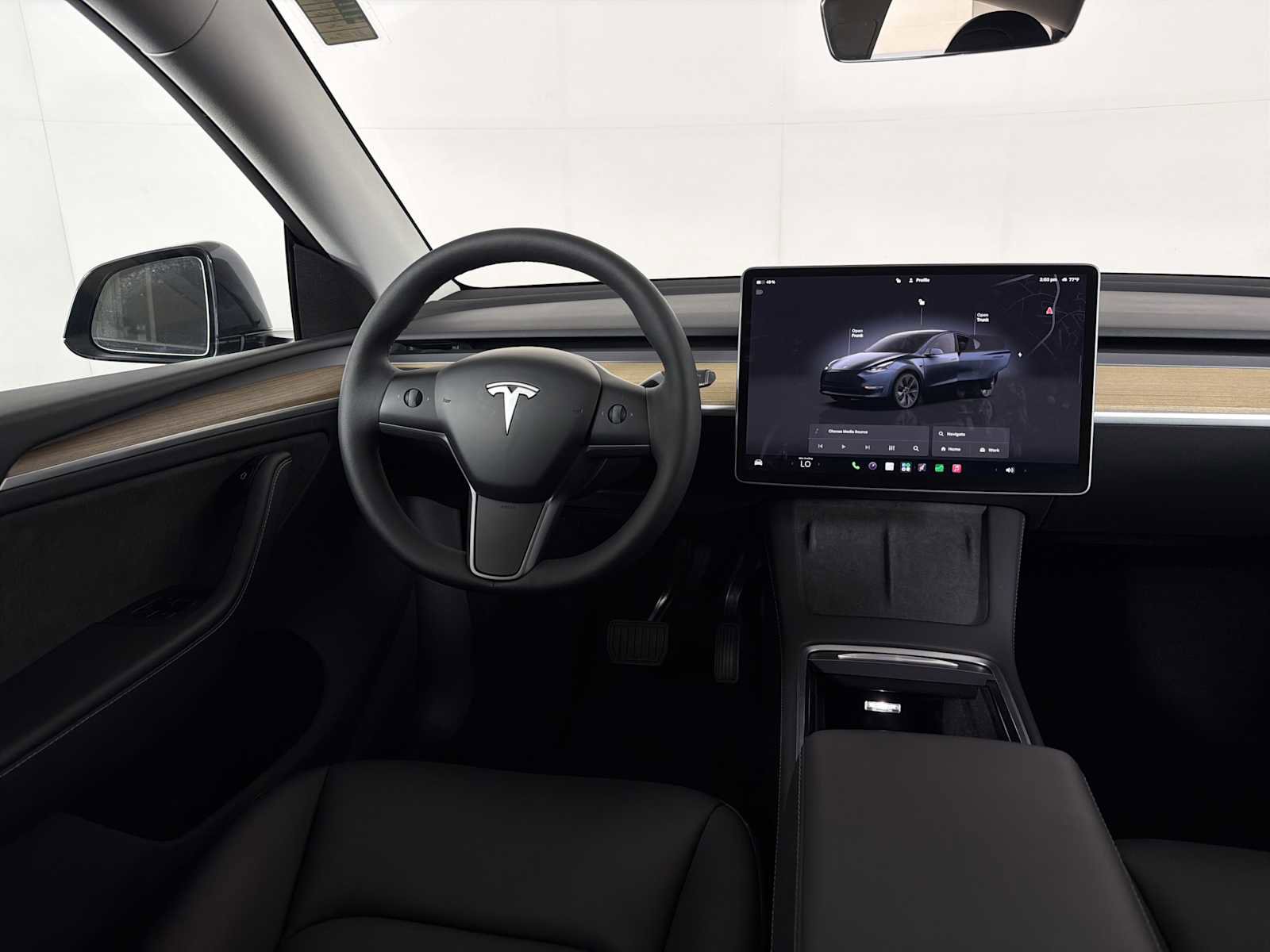 Used 2025 Tesla Model Y Long Range RWD image 21