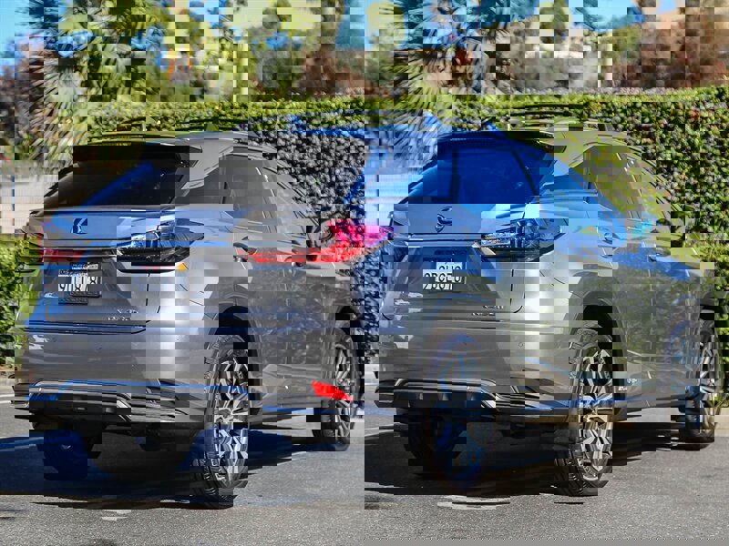Used 2022 Lexus RX 450h AWD w/ Premium Package image 9