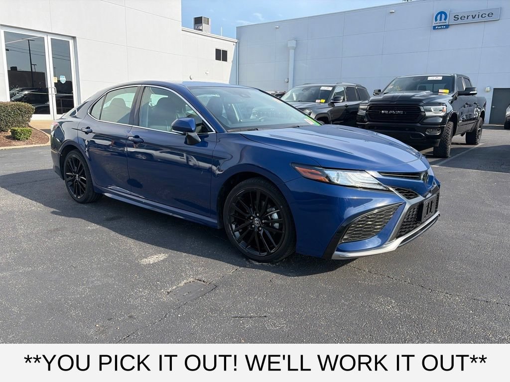 Used 2024 Toyota Camry XSE FWD image 1