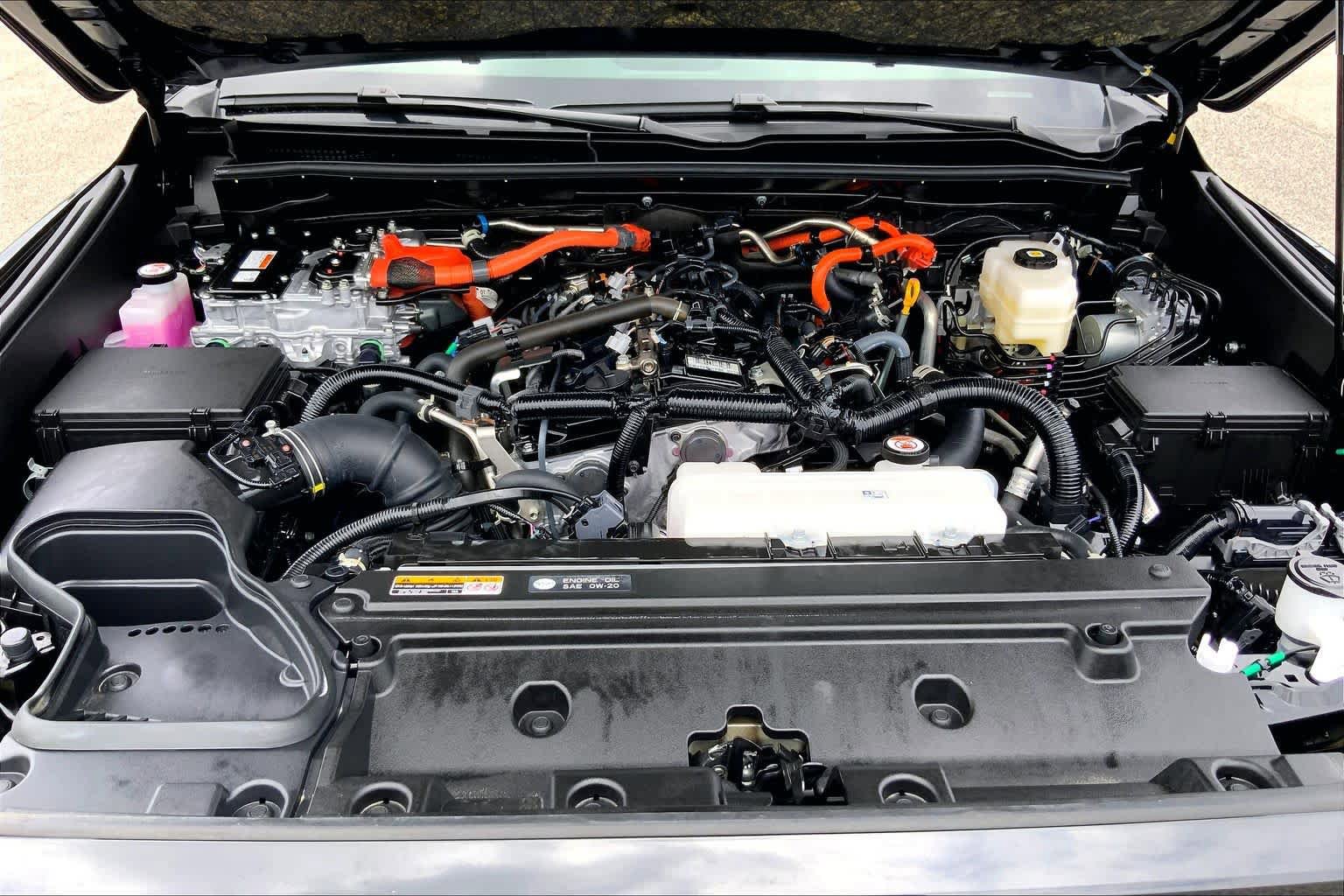 Certified 2025 Toyota 4Runner Limited AWD/4WD image 31