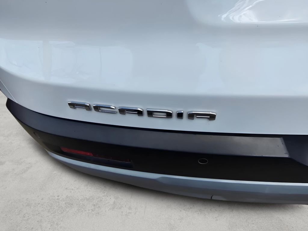 Used 2020 GMC Acadia SLE image 14