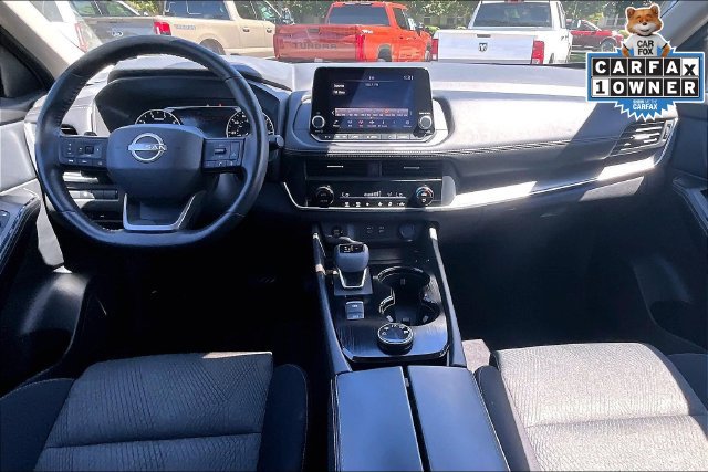 Used 2025 Nissan Rogue SV AWD/4WD image 15