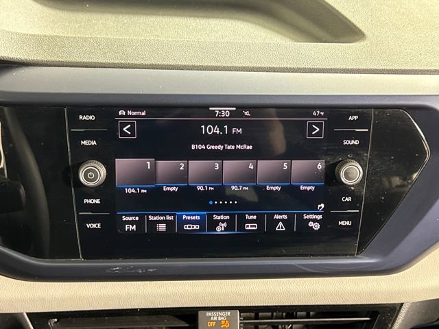 Used 2022 Volkswagen Taos SE w/ IQ.Drive SE Package AWD/4WD image 24