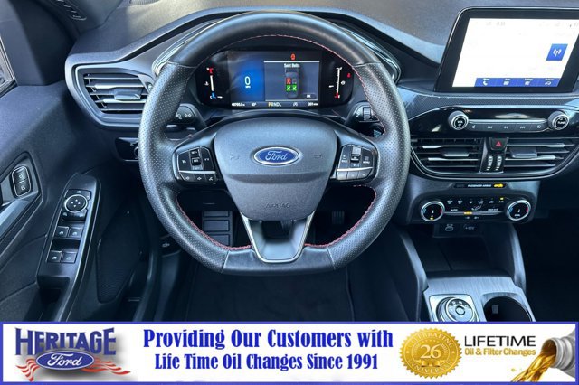 Used 2025 Ford Escape ST-Line FWD image 14