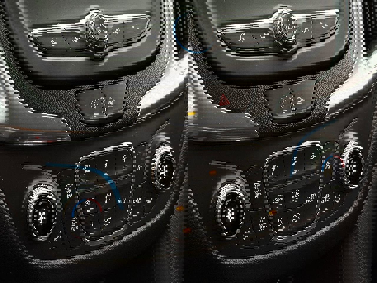 Used 2022 Chevrolet Equinox LT image 18