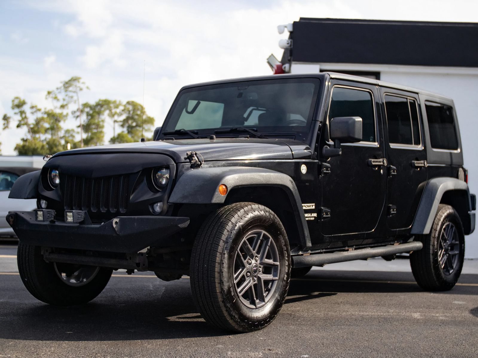 Used 2016 Jeep Wrangler Unlimited Sport w/ Quick Order Package 24S AWD/4WD image 9