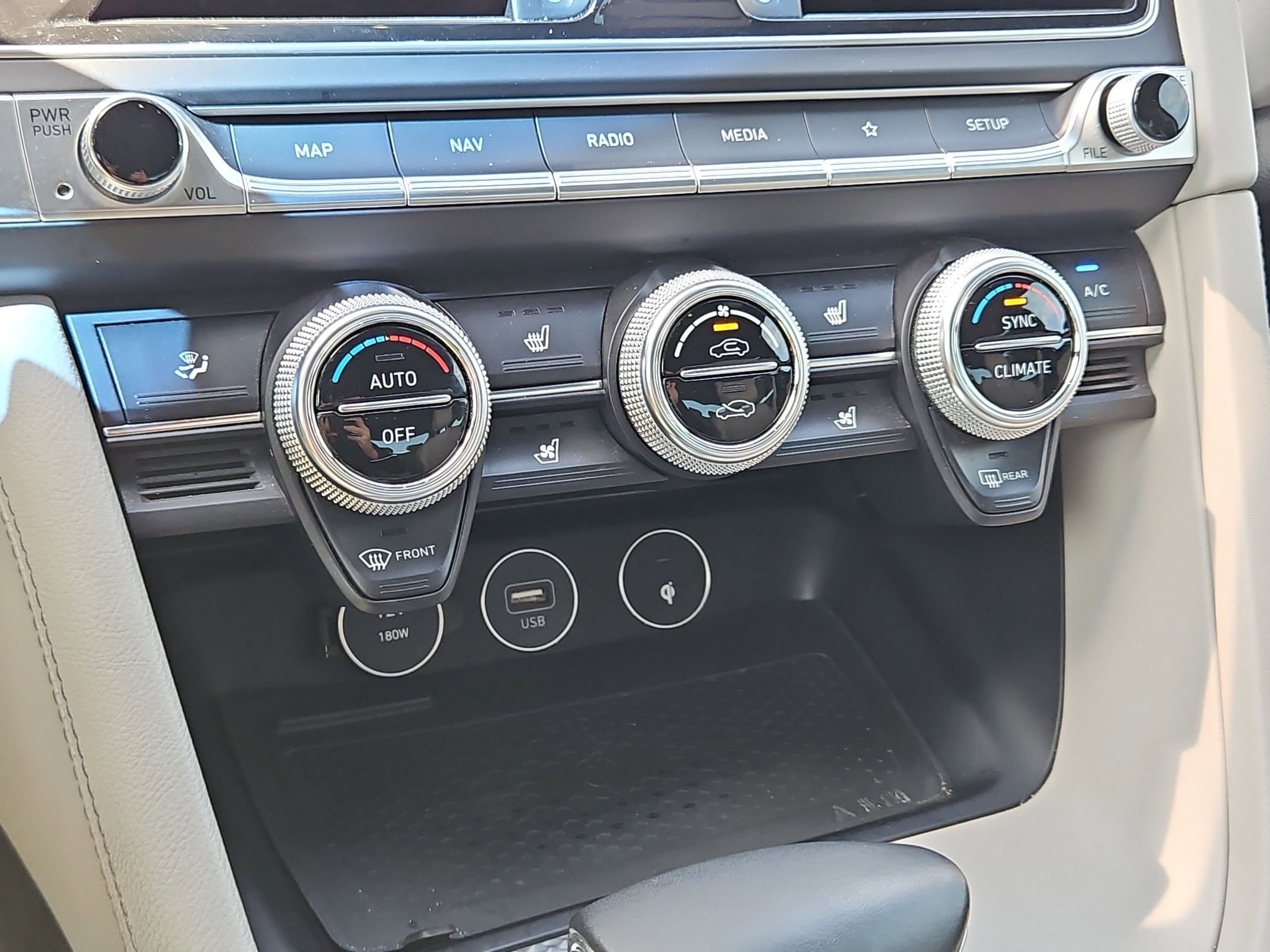 Used 2022 Genesis G70 3.3T w/ Sport Advanced Package image 21