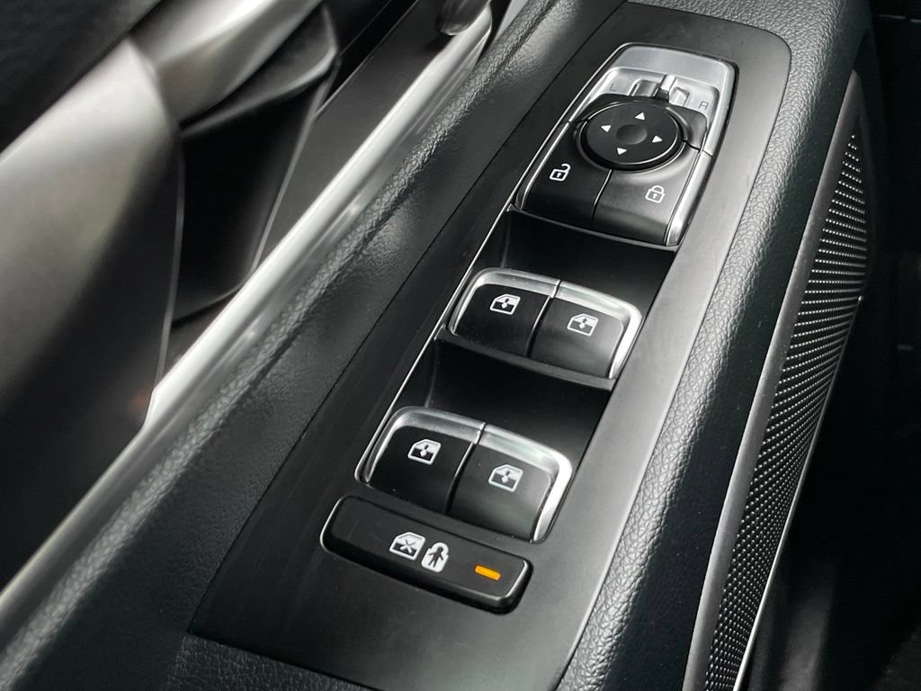 Used 2025 Kia Telluride S AWD/4WD image 12