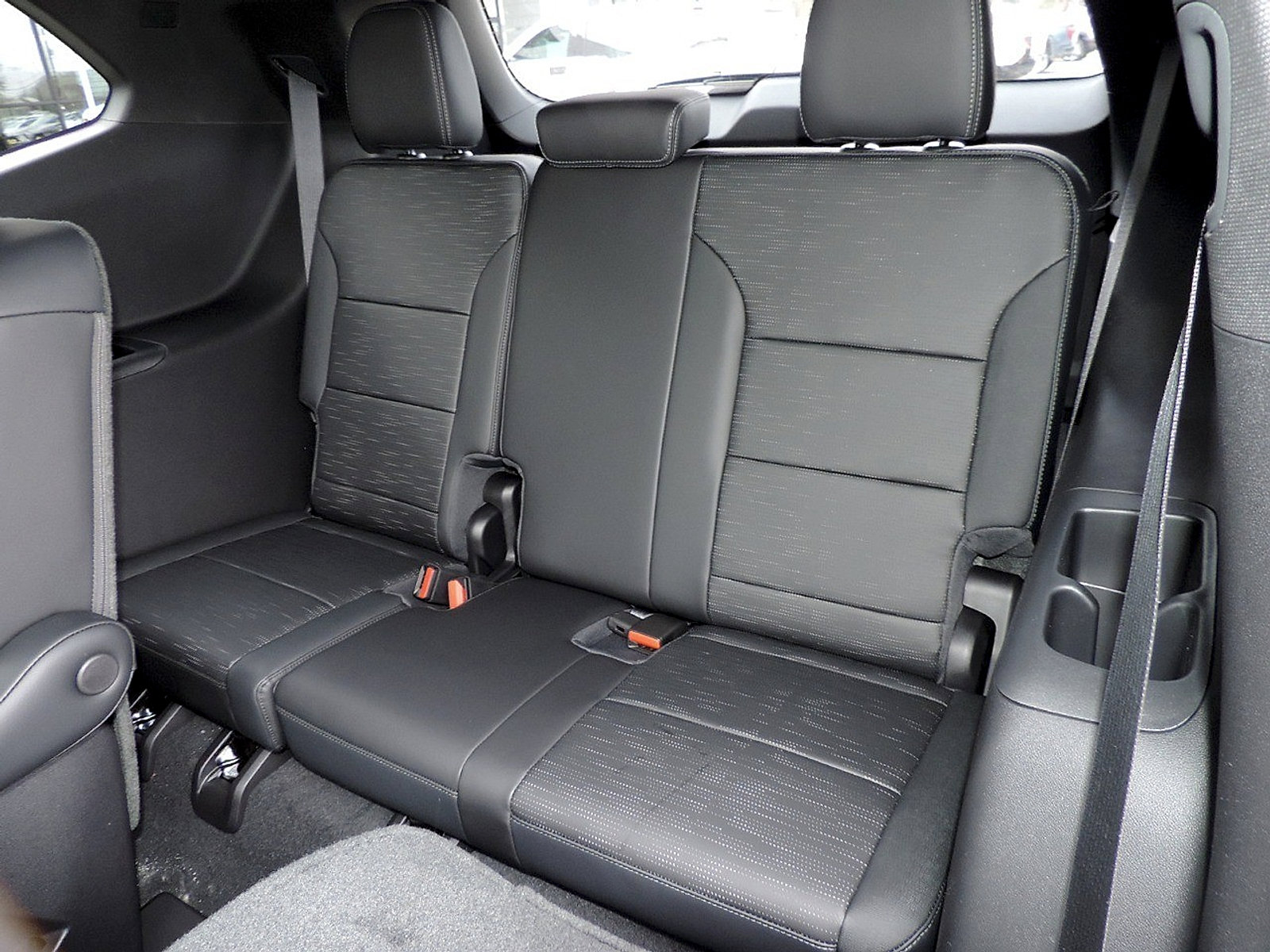 New 2026 Buick Enclave Sport Touring w/ Super Cruise Package image 18