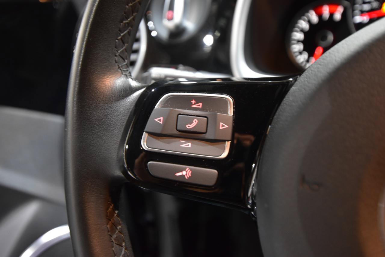 Used 2012 Volkswagen Beetle 2.5 FWD image 10