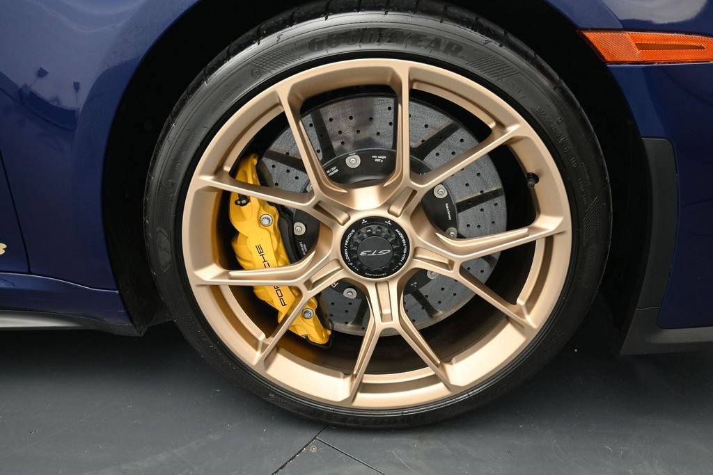 Certified 2022 Porsche 911 GT3 RWD image 15