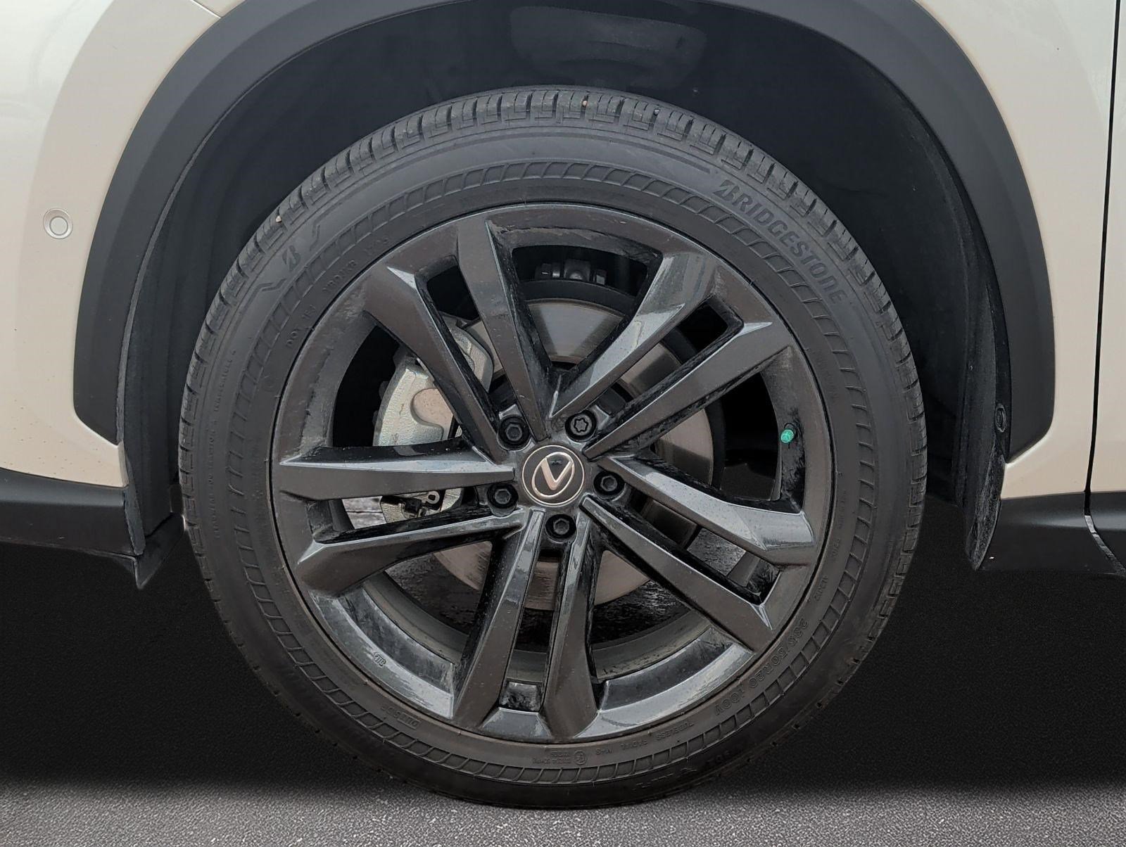 Certified 2025 Lexus NX 450h+ AWD w/ Luxury Package image 7