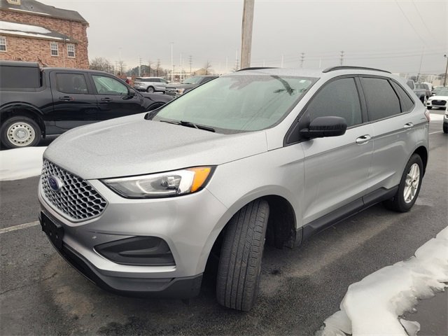 Used 2023 Ford Edge SE image 9