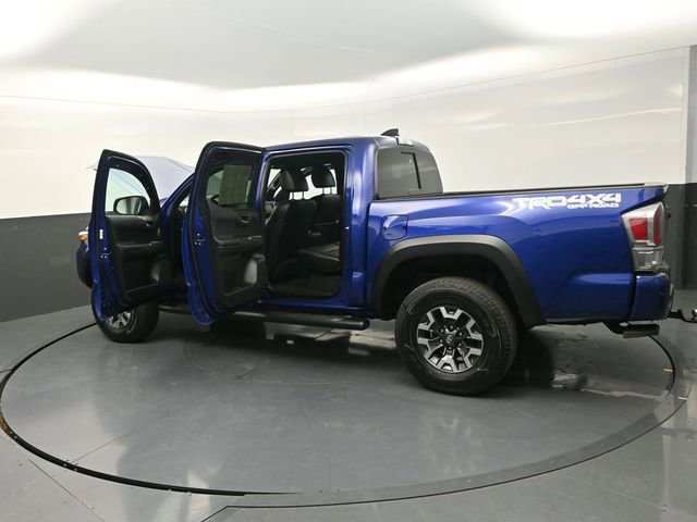 Used 2022 Toyota Tacoma TRD Off-Road w/ TRD Premium Off Road Package image 31