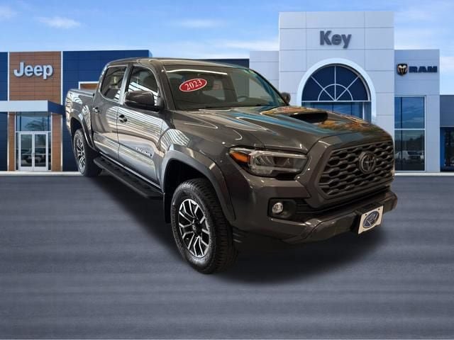 Used 2023 Toyota Tacoma TRD Sport w/ Technology Package AWD/4WD image 10