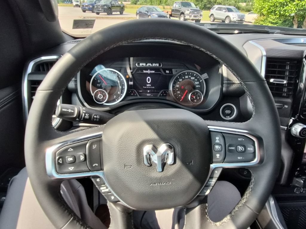 Used 2026 RAM 1500 Laramie w/ Sport Appearance Package AWD/4WD image 13