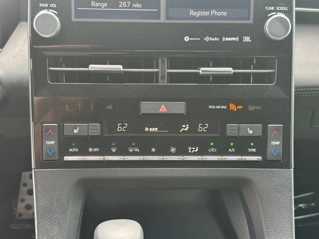 Used 2019 Toyota Avalon XSE w/ All Weather Liner Package FWD image 19