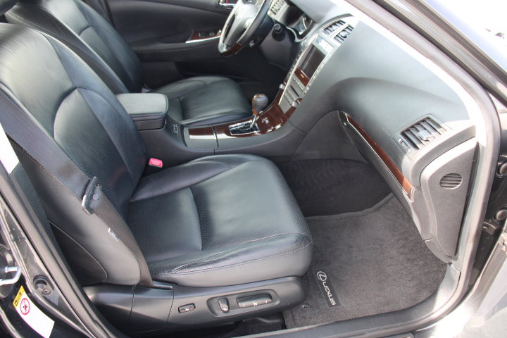 Used 2011 Lexus ES 350 image 19