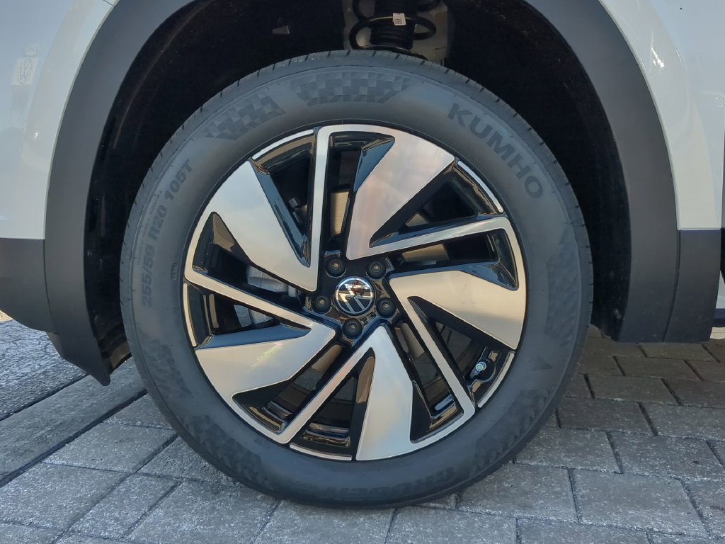New 2026 Volkswagen Atlas SE FWD image 35