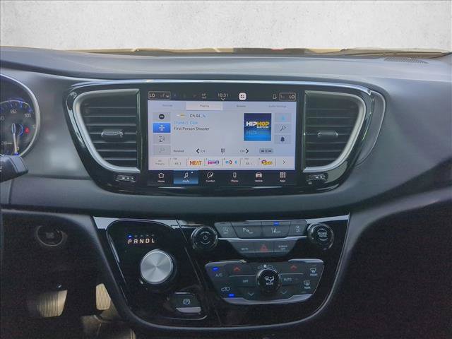 New 2026 Chrysler Voyager LX FWD image 12