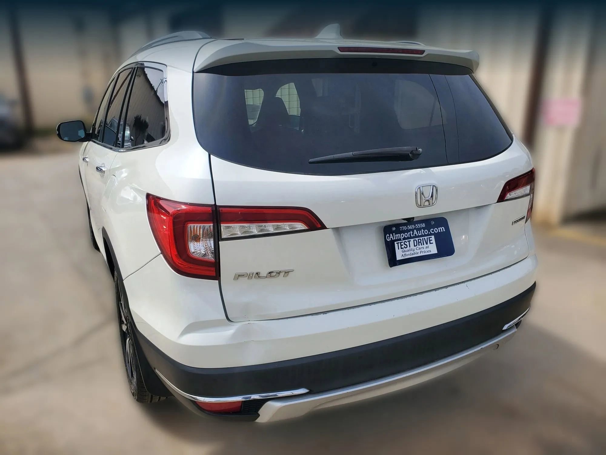 Used 2019 Honda Pilot Touring image 6