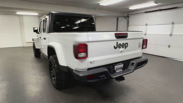 Used 2021 Jeep Gladiator Sport AWD/4WD image 7