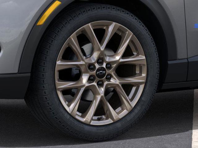 New 2026 Chevrolet Equinox EV LT w/ LPO, Tech Bronze Package image 9