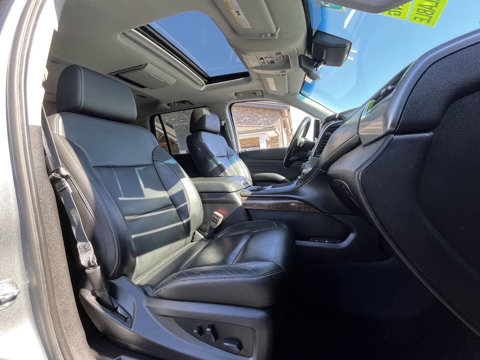 Used 2019 Chevrolet Tahoe LT w/ LT Signature Package image 15