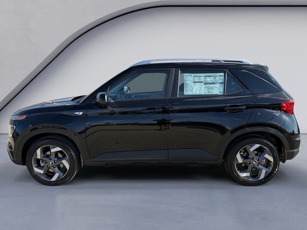 New 2026 Hyundai Venue SEL FWD image 2