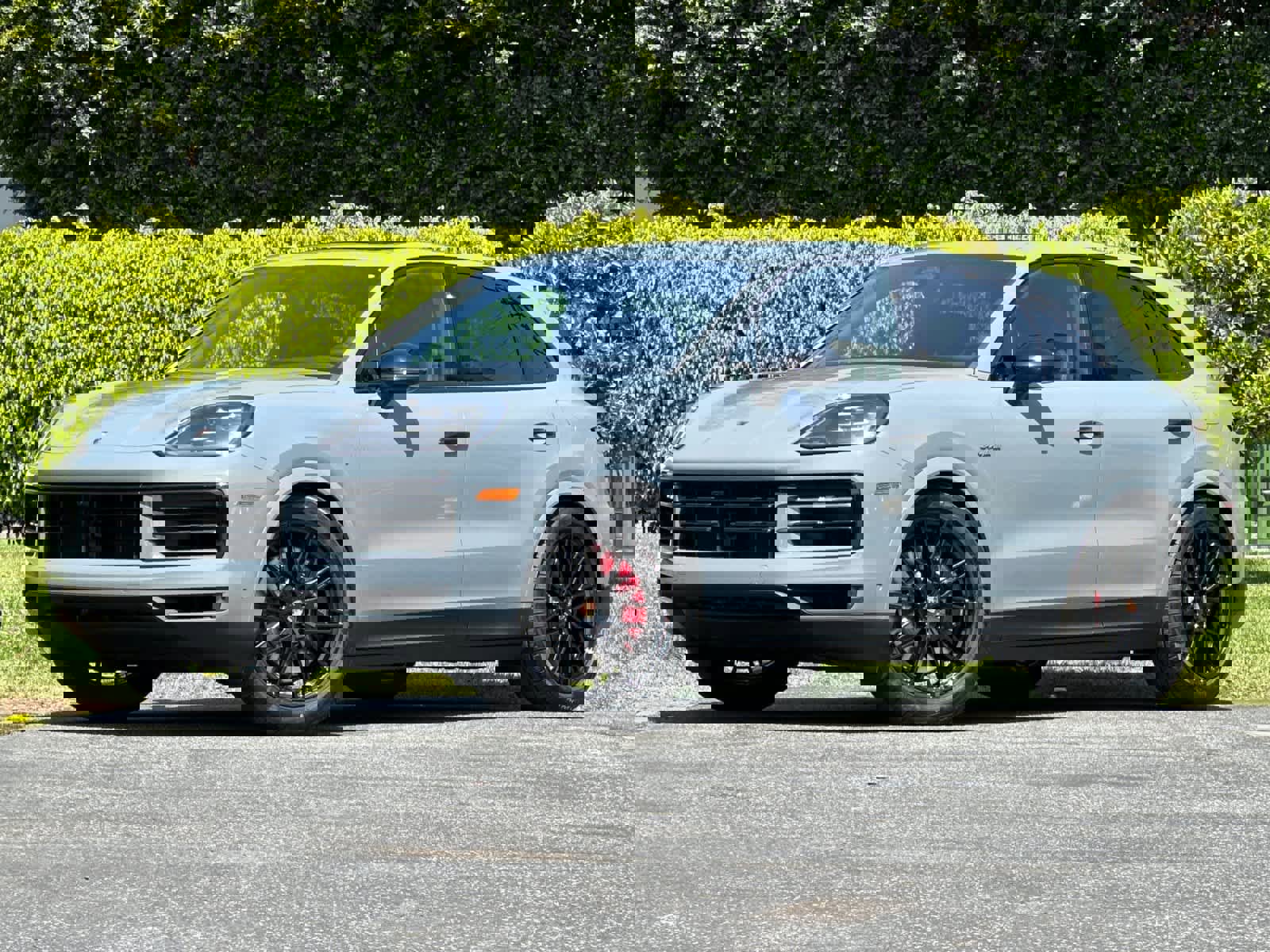 New 2026 Porsche Cayenne S image 1