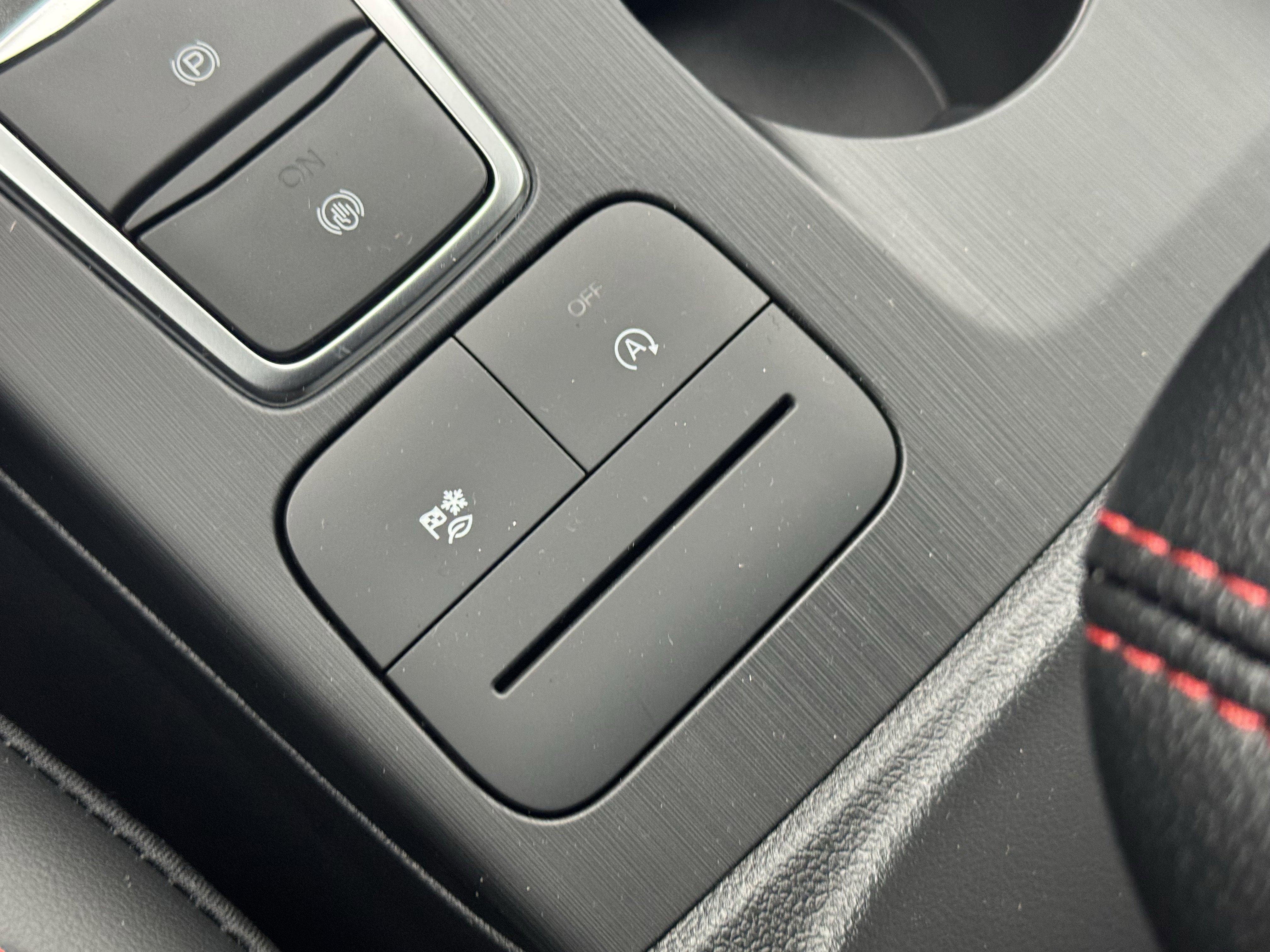 New 2026 Ford Escape ST-Line w/ Cold Weather Package image 20