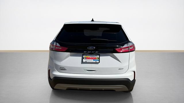 Used 2024 Ford Edge SEL w/ Convenience Package AWD/4WD image 5