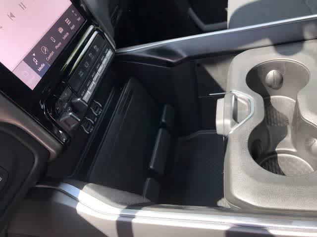 New 2026 RAM 3500 Big Horn AWD/4WD image 27