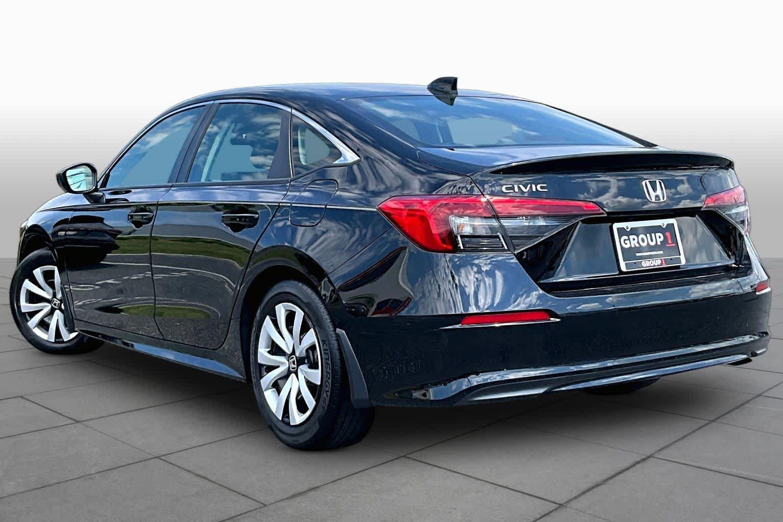 Used 2024 Honda Civic LX image 11