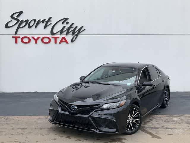 Used 2023 Toyota Camry SE FWD image 1