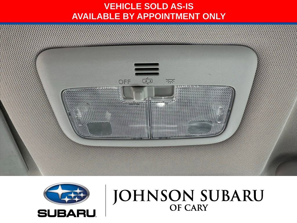 Used 2015 Toyota Corolla LE image 14