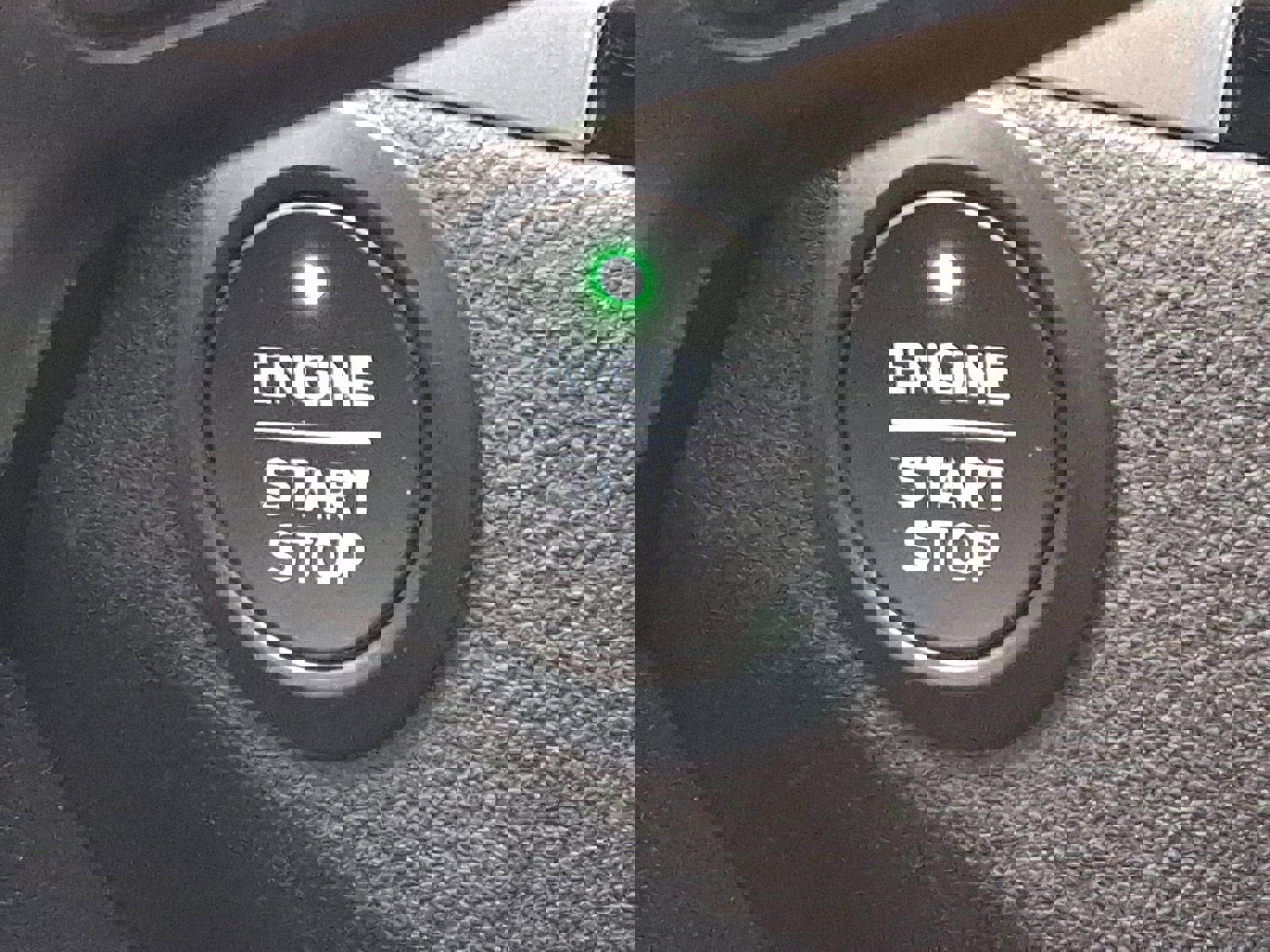 Used 2020 Ford Escape SE image 23