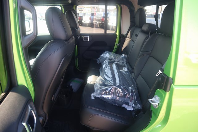 New 2025 Jeep Gladiator Sport image 15