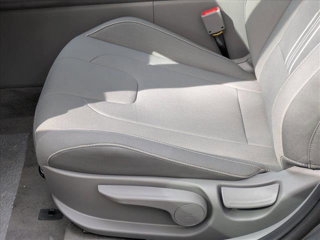 New 2026 Hyundai Elantra SEL Sport Premium image 4