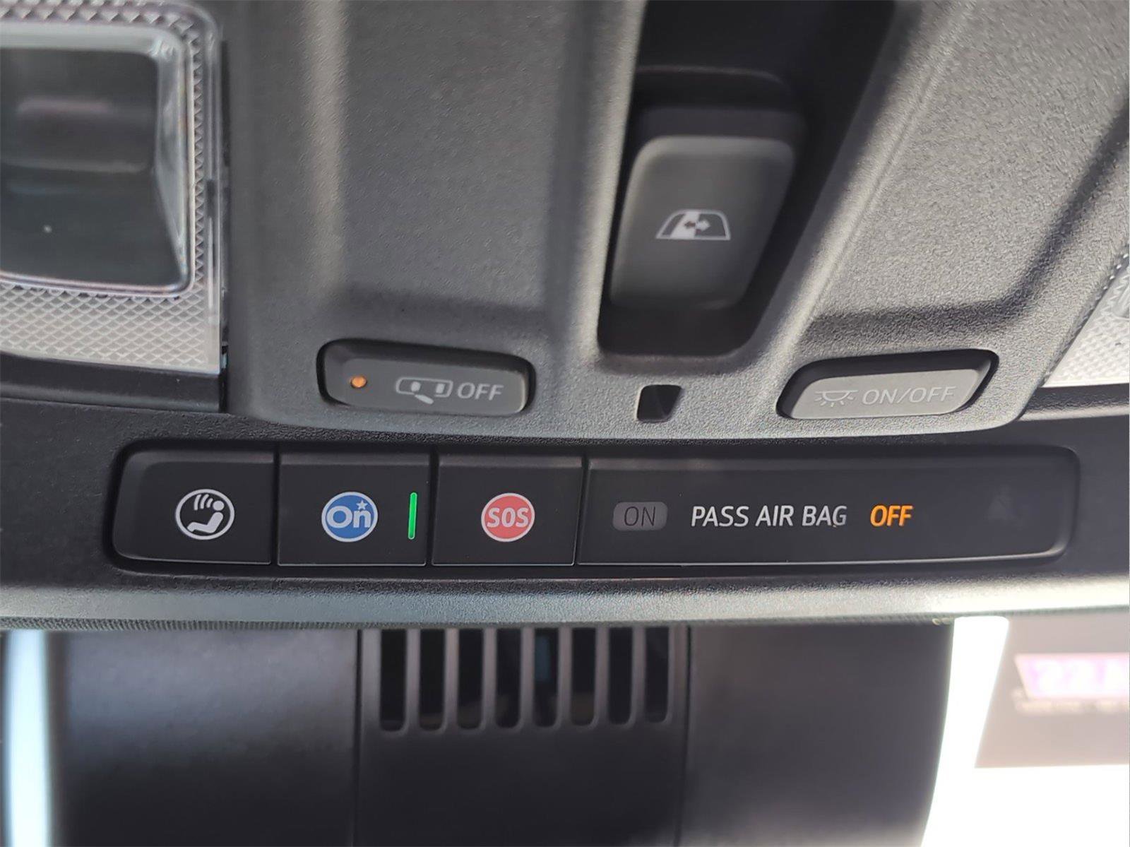 Used 2024 GMC Sierra 2500 AT4 w/ Technology Package AWD/4WD image 22