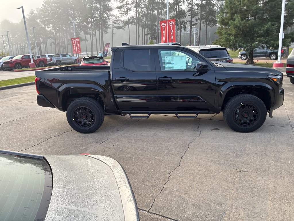 New 2026 Toyota Tacoma SR5 RWD image 8