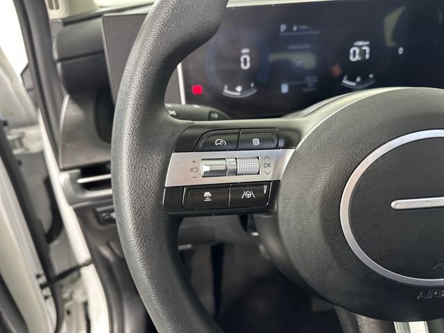 Certified 2025 Hyundai Tucson SE image 15