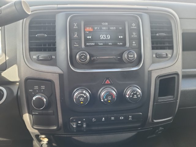 Used 2017 RAM 2500 Tradesman w/ Chrome Appearance Group AWD/4WD image 17